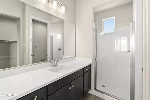 Bath - 26318 N 22nd Ave, Phoenix, AZ 85085 photo 7 of 10