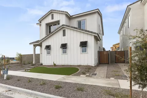 Exterior - 26318 N 22nd Ave, Phoenix, AZ 85085 photo 2 of 7