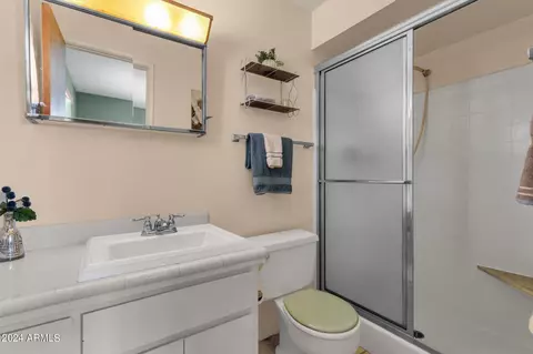 Bath - 5509 E Dallas St, Mesa, AZ 85205 photo 2 of 2