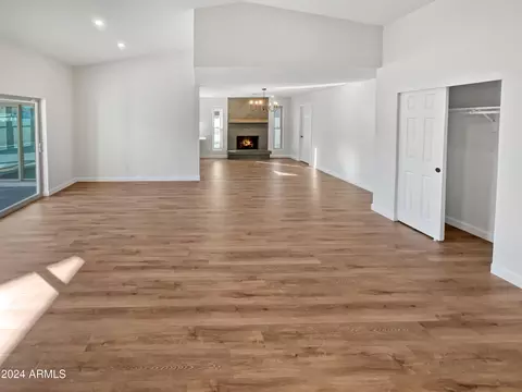 Living - 2213 El Moro Ave, Mesa, AZ 85204 photo 2 of 4
