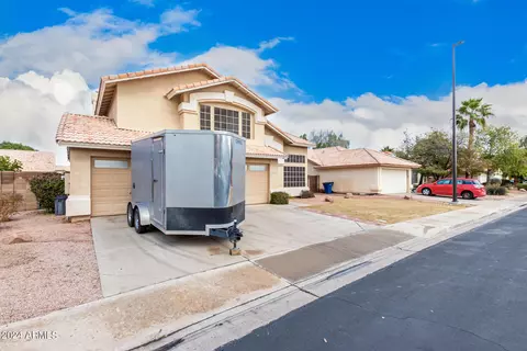 Exterior - 662 W Mesquite St, Gilbert, AZ 85233 photo 5 of 8