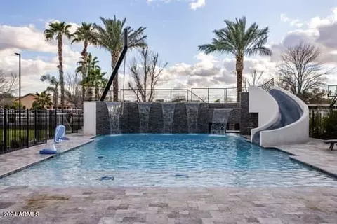 Exterior - 2113 E Lexi Ln, Gilbert, AZ 85298 photo 8 of 22