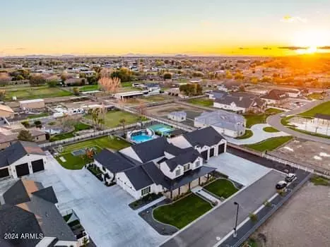 View/Area - 2113 E Lexi Ln, Gilbert, AZ 85298 photo 6 of 11