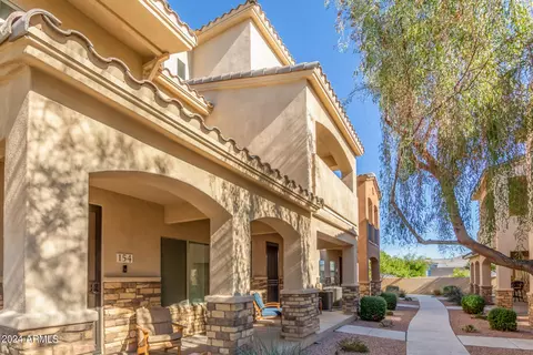2821 S Skyline Dr #155, Mesa, AZ 85212