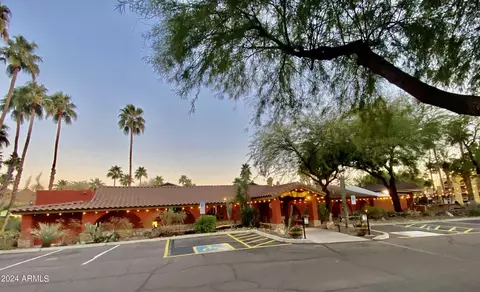 View/Area - 1735 E Frier Dr, Phoenix, AZ 85020 photo 10 of 16