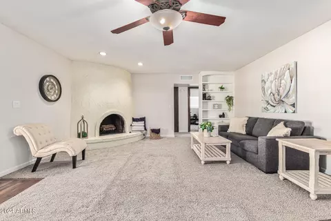 2228 E Inca St, Mesa, AZ 85213