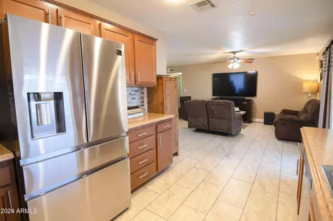 Kitchen - 3156 W Juniper Ave, Phoenix, AZ 85053 photo 1 of 2