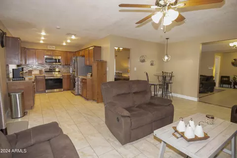 Living - 3156 W Juniper Ave, Phoenix, AZ 85053 photo 3 of 4