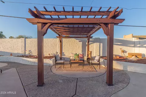 Exterior - 3156 W Juniper Ave, Phoenix, AZ 85053 photo 9 of 13