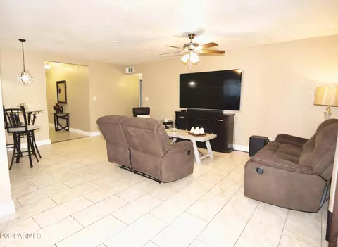 Living - 3156 W Juniper Ave, Phoenix, AZ 85053 photo 4 of 4