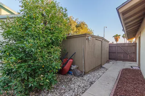 Exterior - 3156 W Juniper Ave, Phoenix, AZ 85053 photo 11 of 13