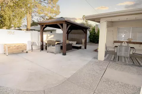 Exterior - 3156 W Juniper Ave, Phoenix, AZ 85053 photo 4 of 13