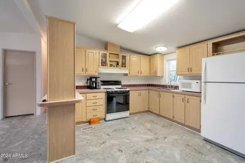 11245 E University Dr, Apache Junction, AZ 85120 photo 3