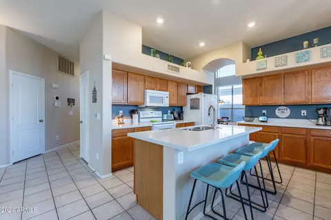 Kitchen - 1157 N Arroyo Ln, Gilbert, AZ 85234 photo 1 of 5