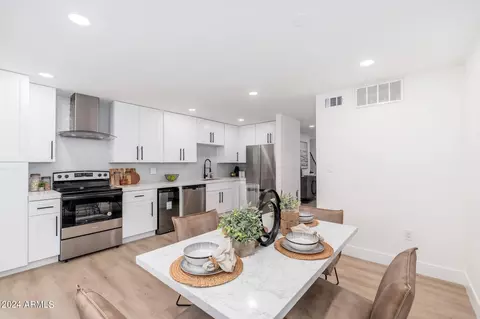 3701 E Monterosa St #39, Phoenix, AZ 85018 photo 9