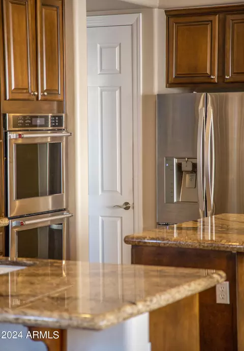 Kitchen - 2722 Evans Dr, Phoenix, AZ 85032 photo 5 of 6