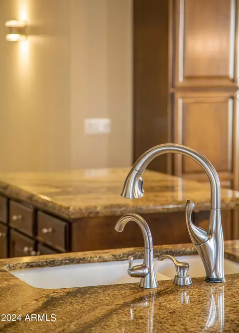 Kitchen - 2722 Evans Dr, Phoenix, AZ 85032 photo 4 of 6