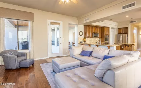 Living - 2722 Evans Dr, Phoenix, AZ 85032 photo 2 of 5