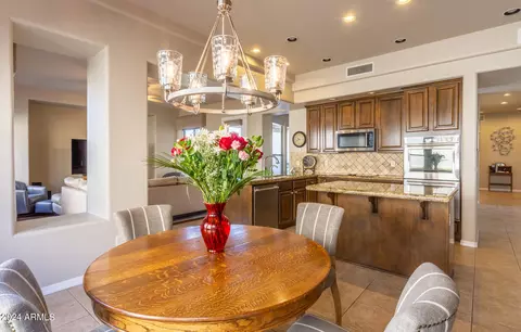 Dining - 2722 Evans Dr, Phoenix, AZ 85032 photo 1 of 6