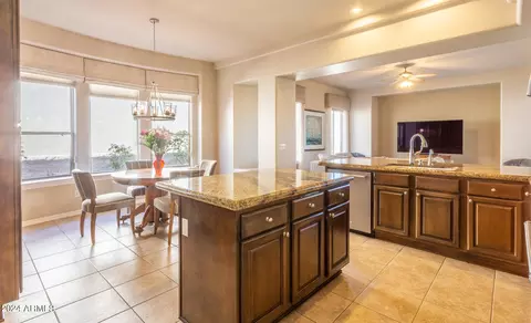 Kitchen - 2722 Evans Dr, Phoenix, AZ 85032 photo 3 of 6