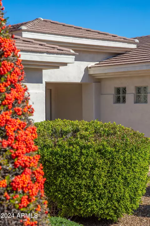 Exterior - 2722 Evans Dr, Phoenix, AZ 85032 photo 4 of 13