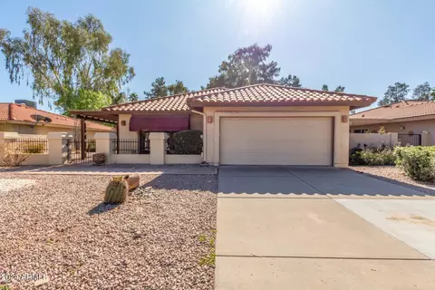 9901 E Chestnut Dr, Sun Lakes, AZ 85248