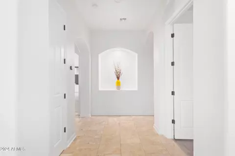 Entry Way - 3041 E Indigo St, Mesa, AZ 85213 photo 3 of 3