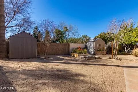 Exterior - 1142 E Beverly Ln, Phoenix, AZ 85022 photo 15 of 15