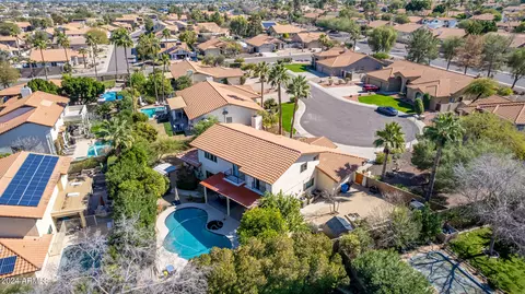 View/Area - 1142 E Beverly Ln, Phoenix, AZ 85022 photo 12 of 15