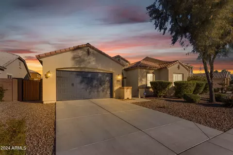 2208 E Indian Wells Dr, Gilbert, AZ 85298