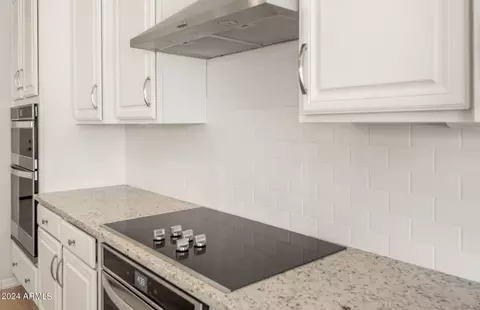 Kitchen - 26945 W Maple Dr, Buckeye, AZ 85396 photo 6 of 8