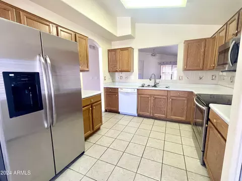 119 W Jasper Dr, Gilbert, AZ 85233 photo 2