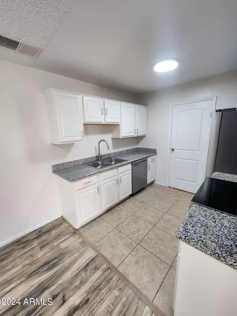 3511 E Baseline Rd #1129, Phoenix, AZ 85042 photo 6