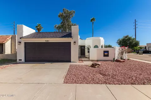 9201 N 51st Dr, Glendale, AZ 85302