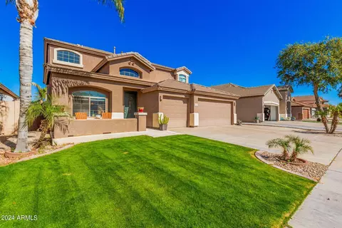 10424 E Kiva Ave, Mesa, AZ 85209