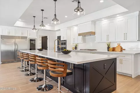 Kitchen - 4912 E Osborn Rd, Phoenix, AZ 85018 photo 1 of 6