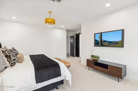 Bedroom - 4912 E Osborn Rd, Phoenix, AZ 85018 photo 2 of 2