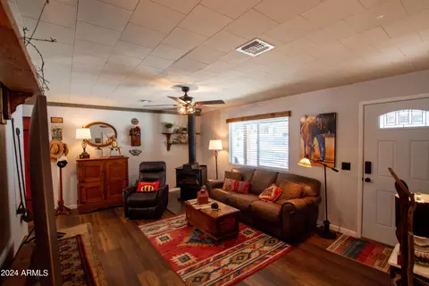 5180 N Bobs Bend Rd, Strawberry, AZ 85544