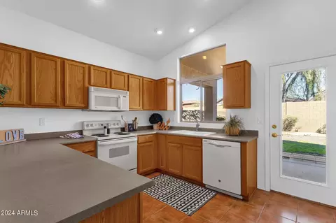 40649 N Key Ln, Anthem, AZ 85086