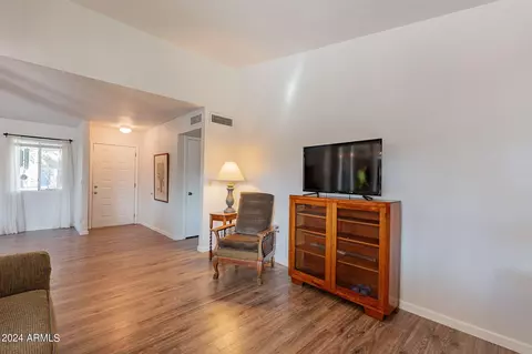 Living - 427 E Rosemonte Dr, Phoenix, AZ 85024 photo 2 of 3