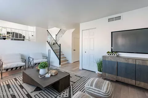 Living - 418 E Rosemonte Dr, Phoenix, AZ 85024 photo 4 of 4