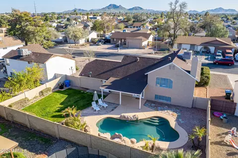 View/Area - 418 E Rosemonte Dr, Phoenix, AZ 85024 photo 1 of 2