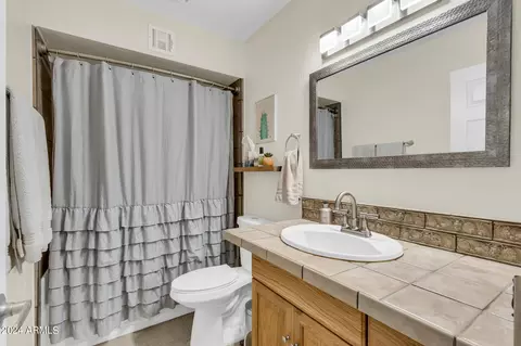 Bath - 2501 E Balboa Dr, Tempe, AZ 85282 photo 2 of 2