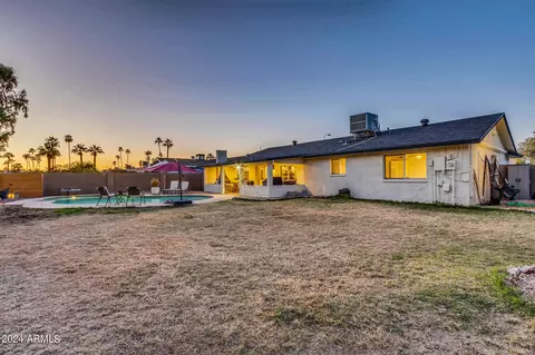 Exterior - 2501 E Balboa Dr, Tempe, AZ 85282 photo 12 of 15