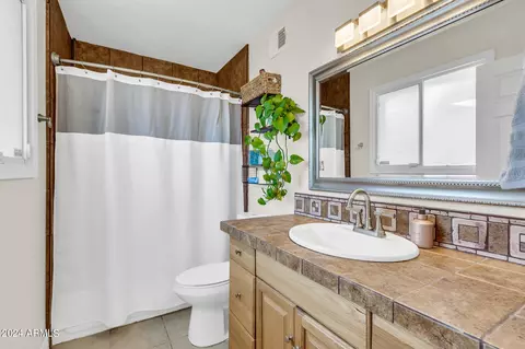 Bath - 2501 E Balboa Dr, Tempe, AZ 85282 photo 1 of 2