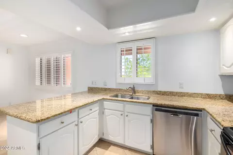 4303 E Cactus Rd #442, Phoenix, AZ 85032 photo 6