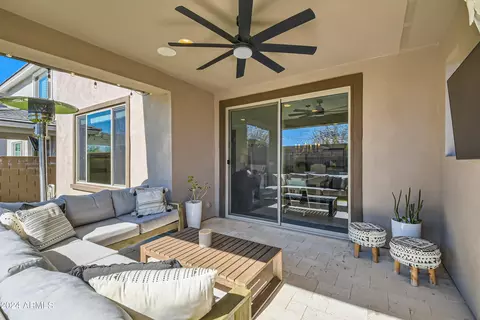 Exterior - 3545 E Tina Dr, Phoenix, AZ 85050 photo 5 of 18