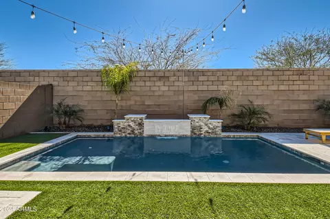 Exterior - 3545 E Tina Dr, Phoenix, AZ 85050 photo 10 of 18