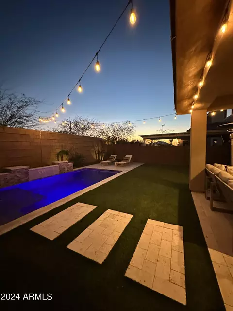 Exterior - 3545 E Tina Dr, Phoenix, AZ 85050 photo 11 of 18