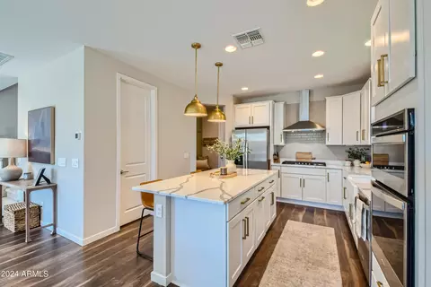 Kitchen - 3545 E Tina Dr, Phoenix, AZ 85050 photo 2 of 5